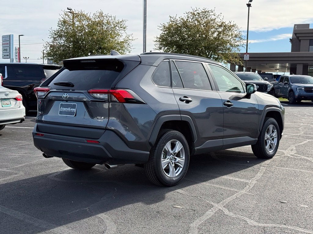 2025 Toyota RAV4 XLE