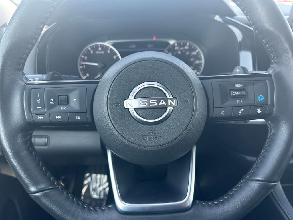 2025 Nissan Pathfinder SL 4WD