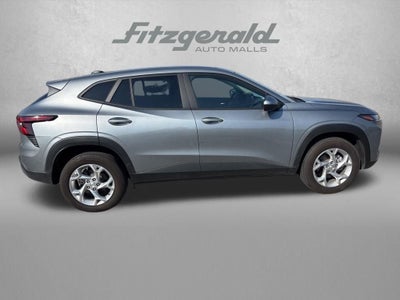 2025 Chevrolet Trax LS
