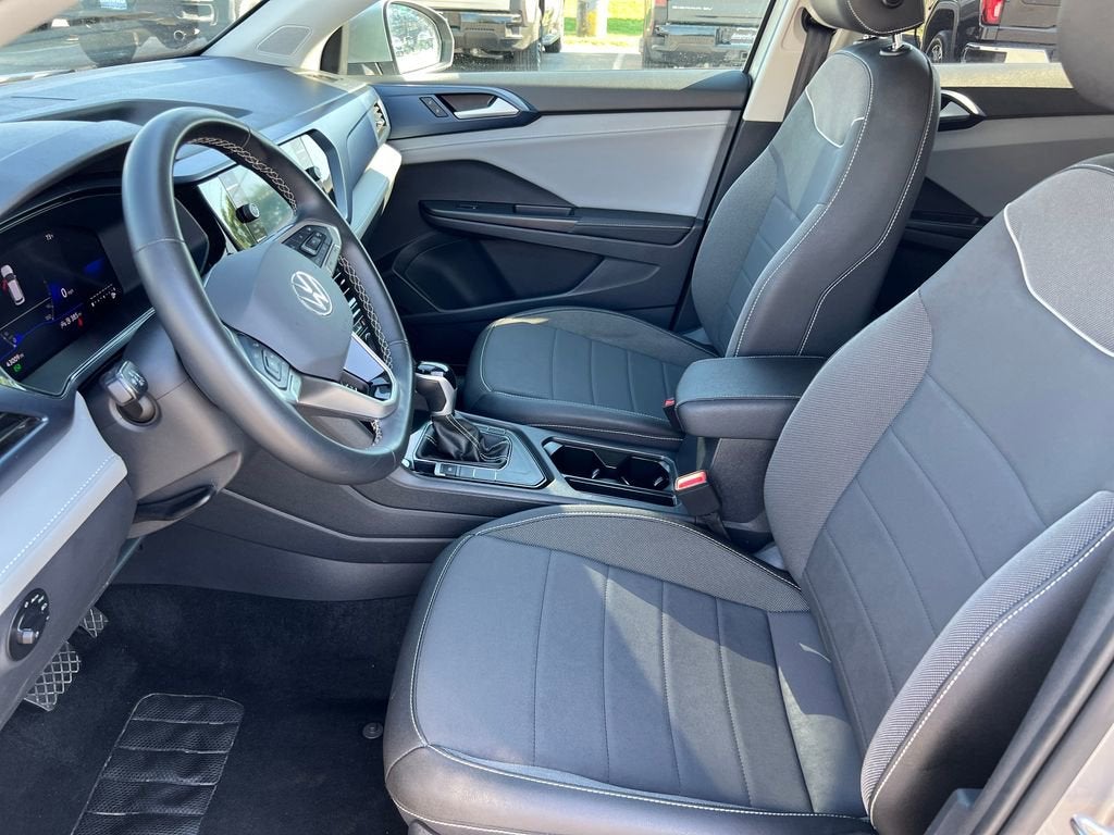 2024 Volkswagen Taos SE