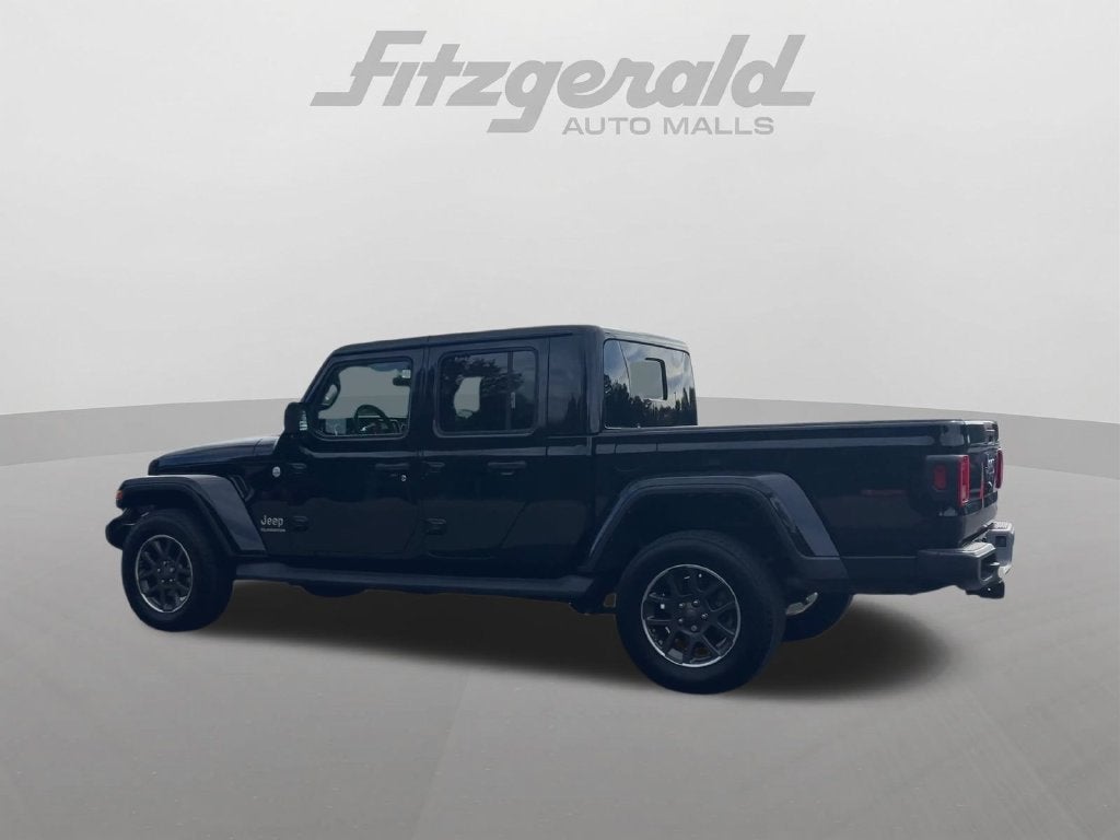 2022 Jeep Gladiator Overland
