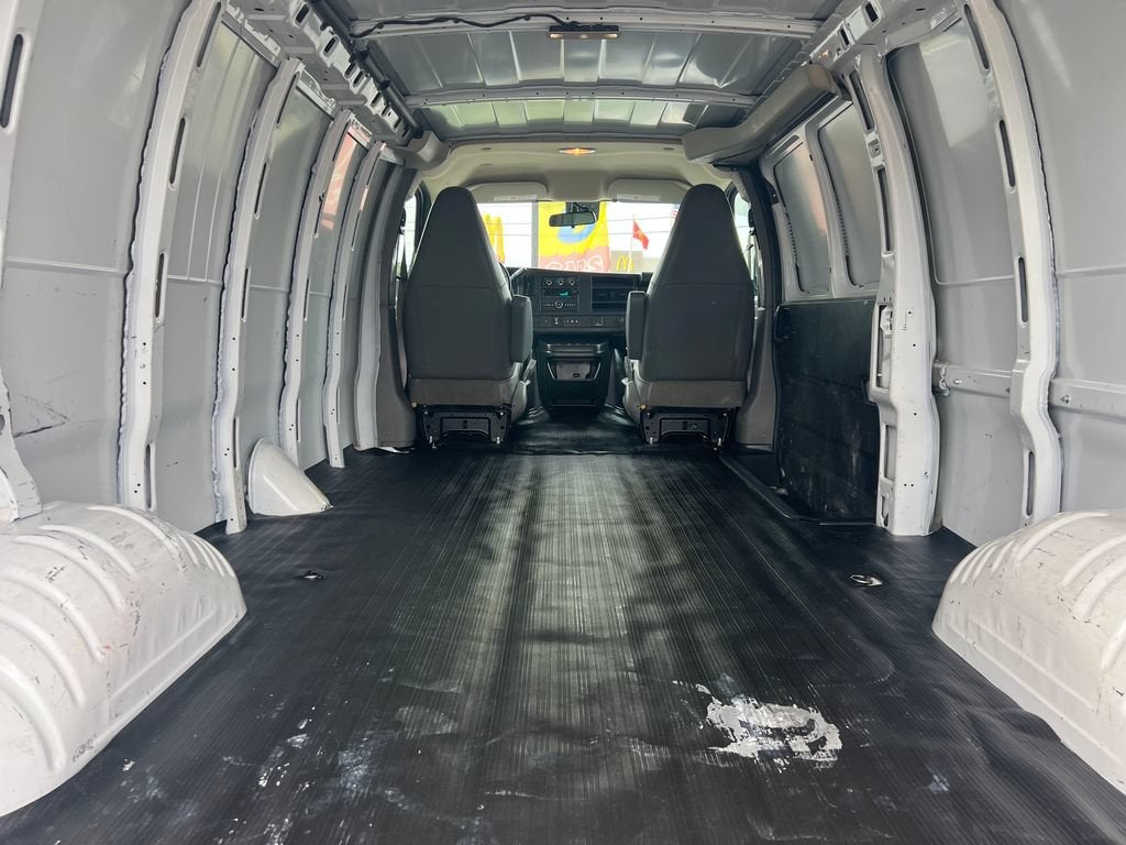 2023 Chevrolet Express Cargo 2500 WT