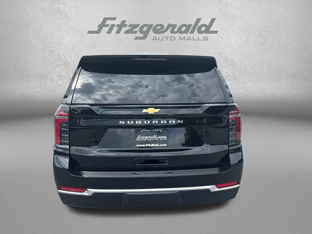 2026 Chevrolet Suburban LS
