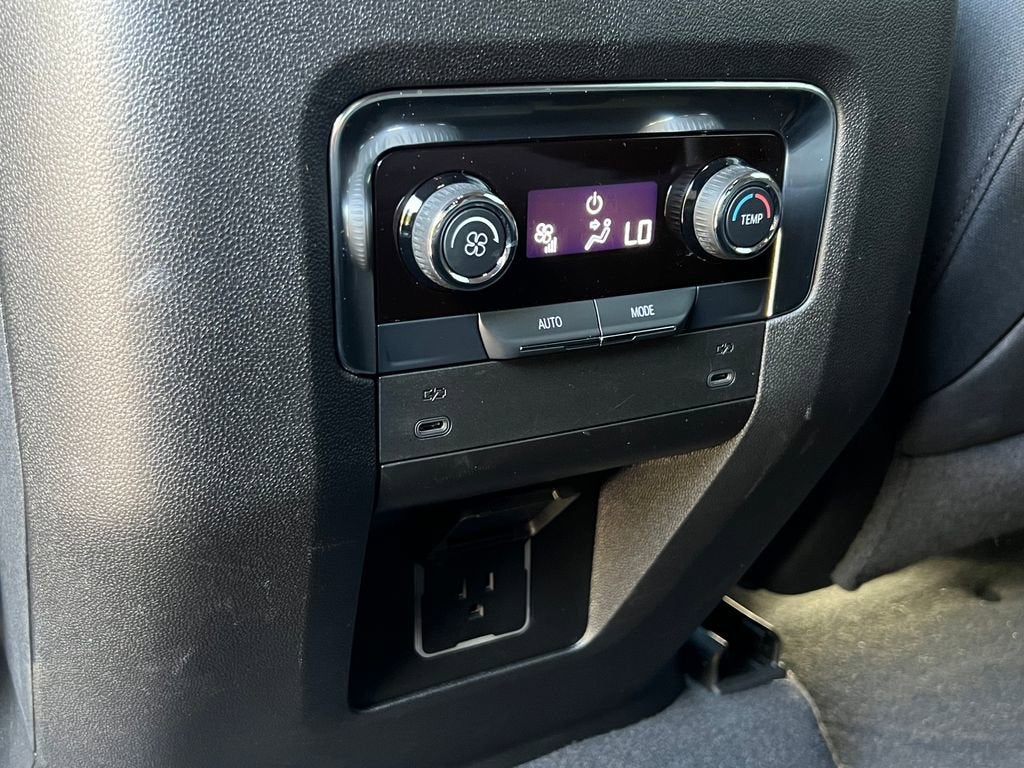 2025 Chevrolet Tahoe LS