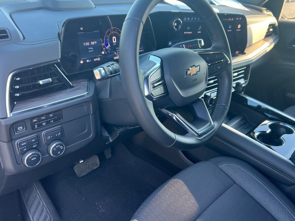 2025 Chevrolet Tahoe LS