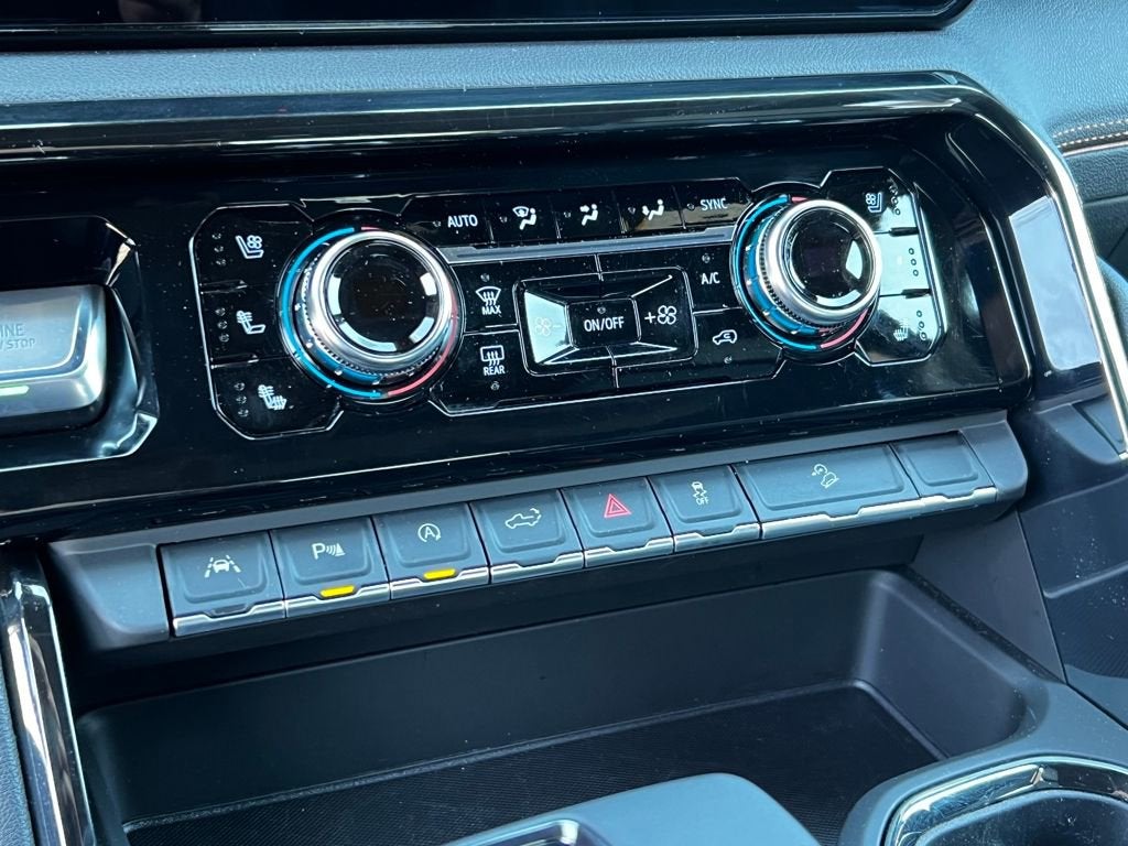 2025 GMC Sierra 1500 AT4