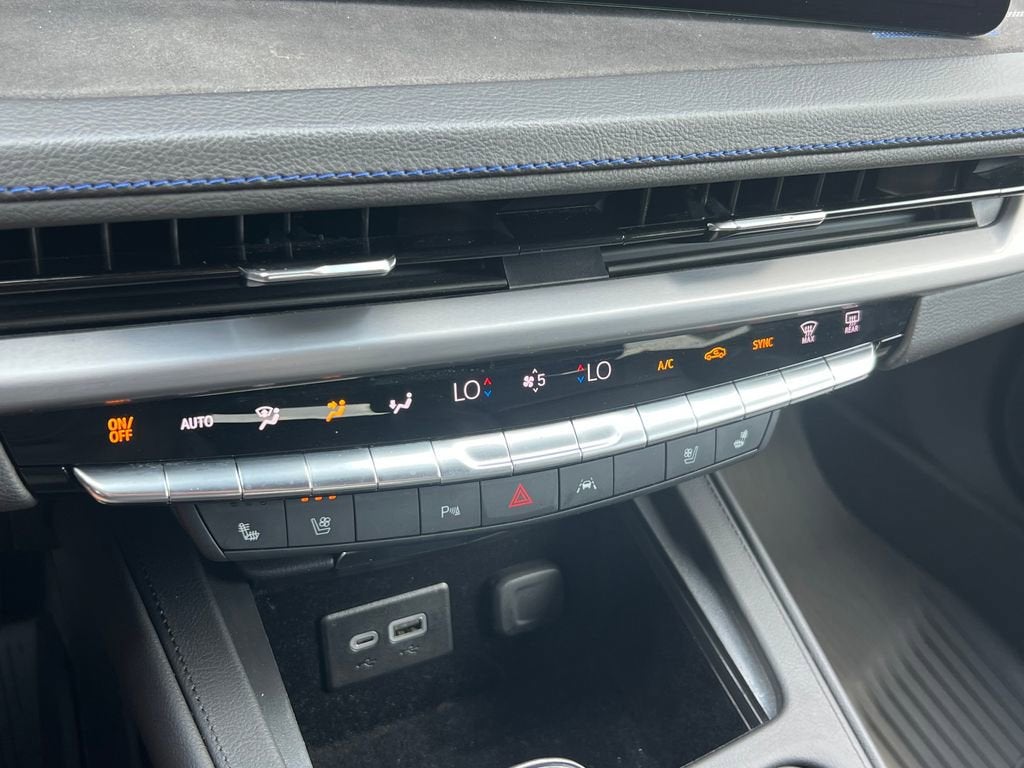 2024 Cadillac XT4 Sport