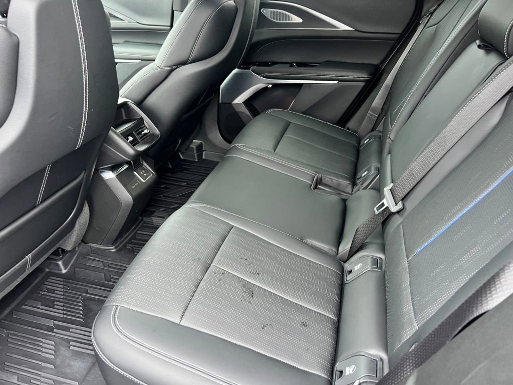 2026 Cadillac LYRIQ Premium Sport