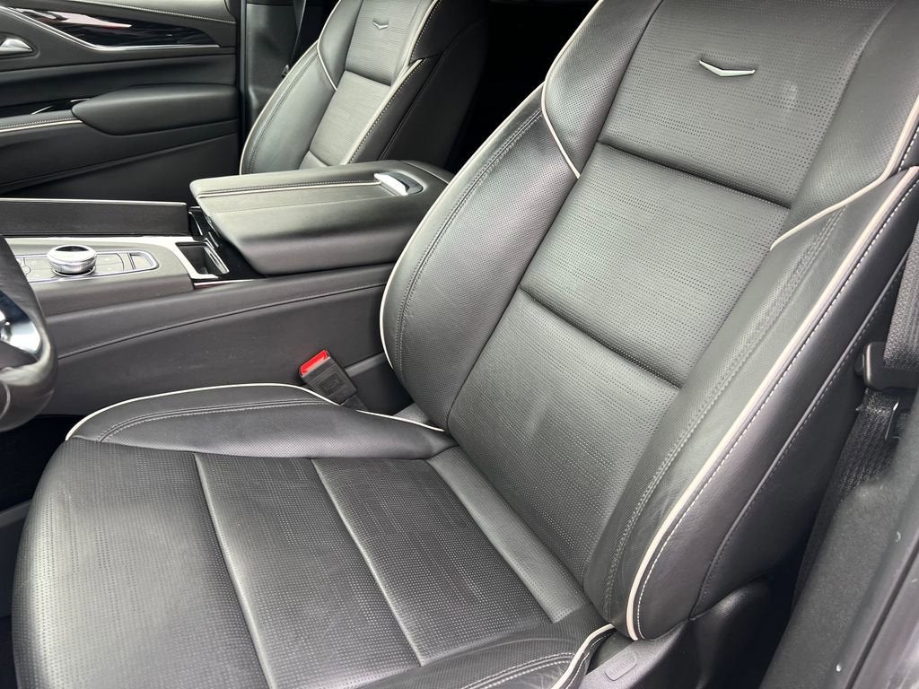 2024 Cadillac Escalade Sport