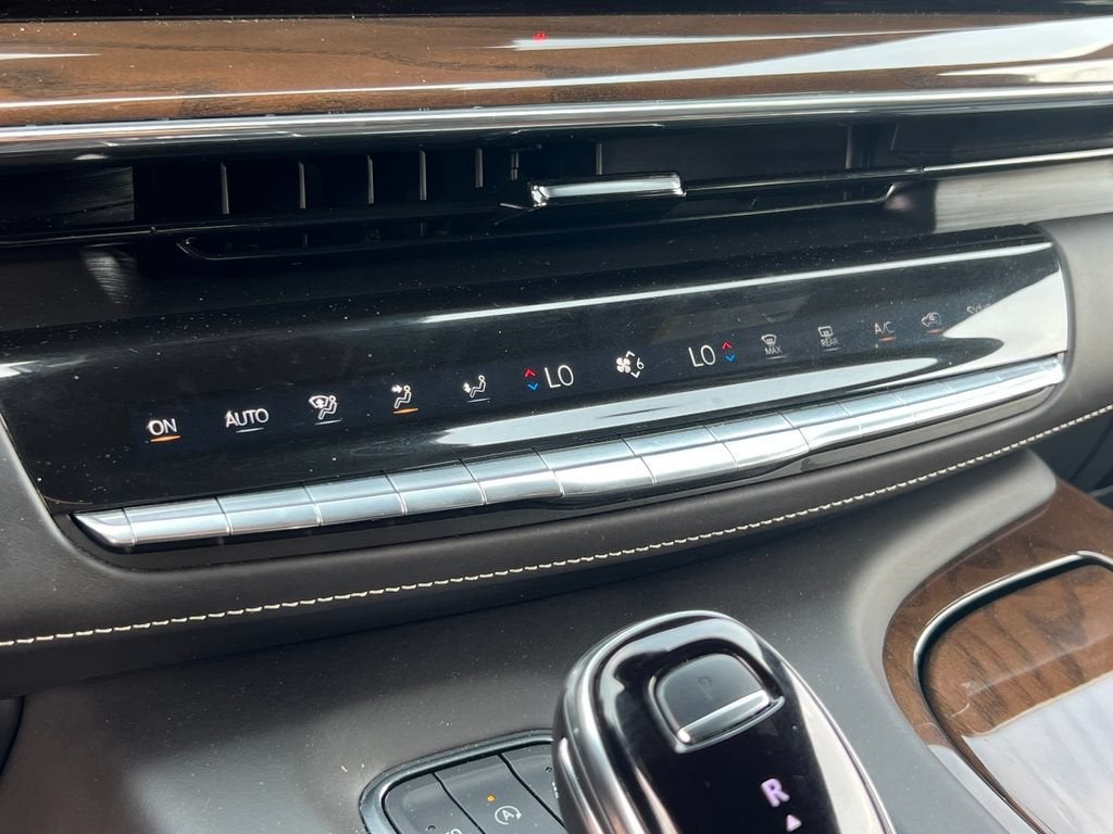2024 Cadillac Escalade ESV Premium Luxury Platinum