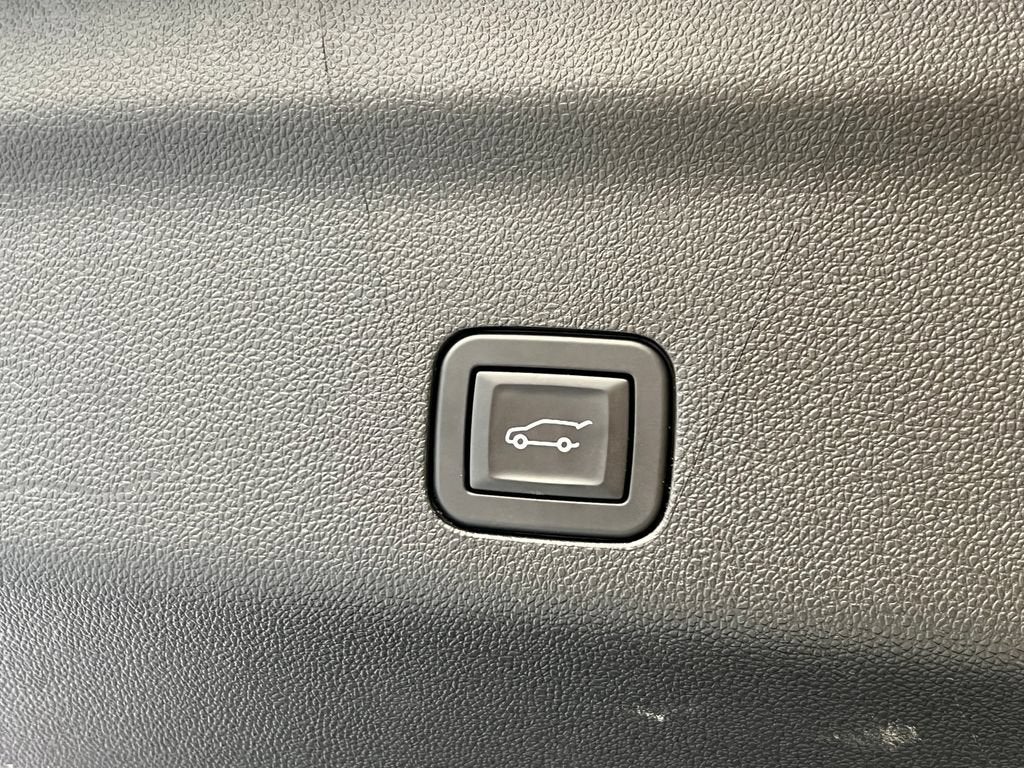 2024 Cadillac Escalade ESV Sport