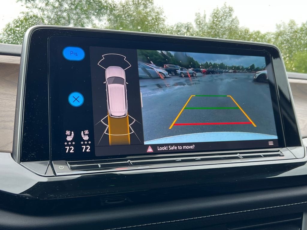2025 Volkswagen Atlas 2.0T SE w/Technology
