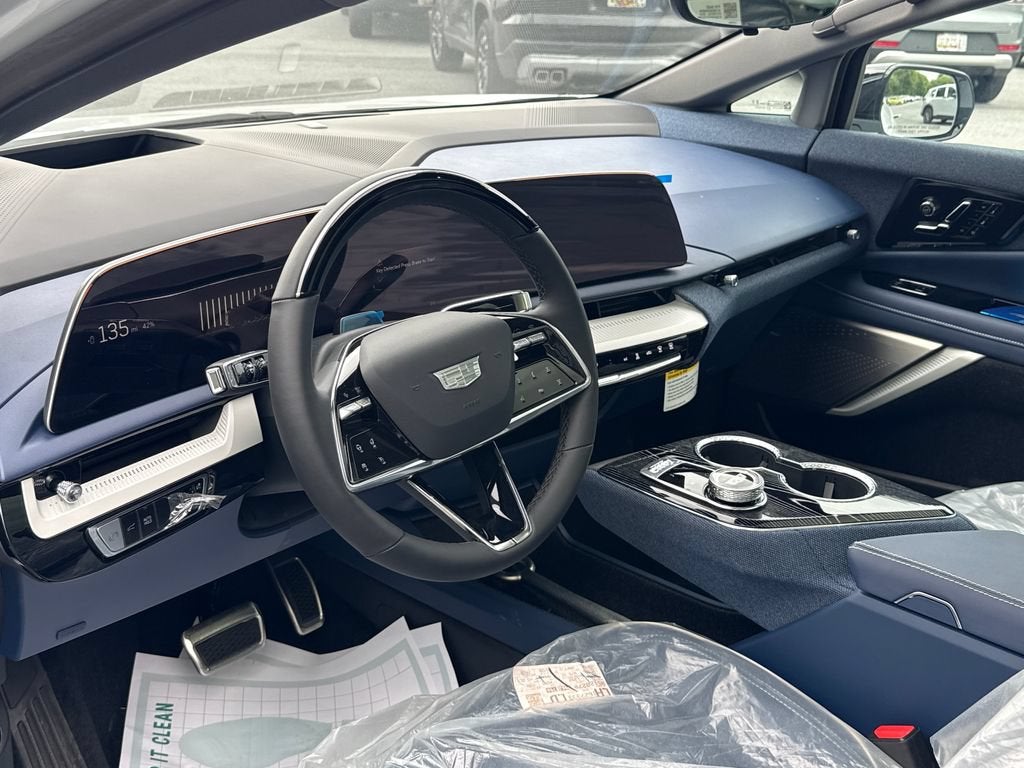 2026 Cadillac OPTIQ Premium Luxury