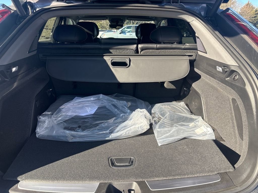 2026 Cadillac OPTIQ Premium Luxury