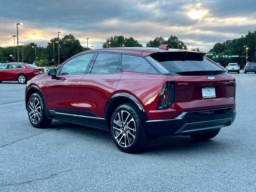 2025 Cadillac OPTIQ Sport 2