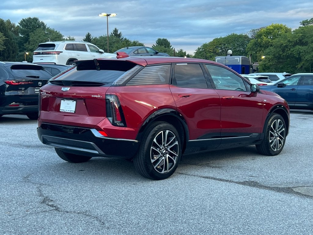 2025 Cadillac OPTIQ Sport 2