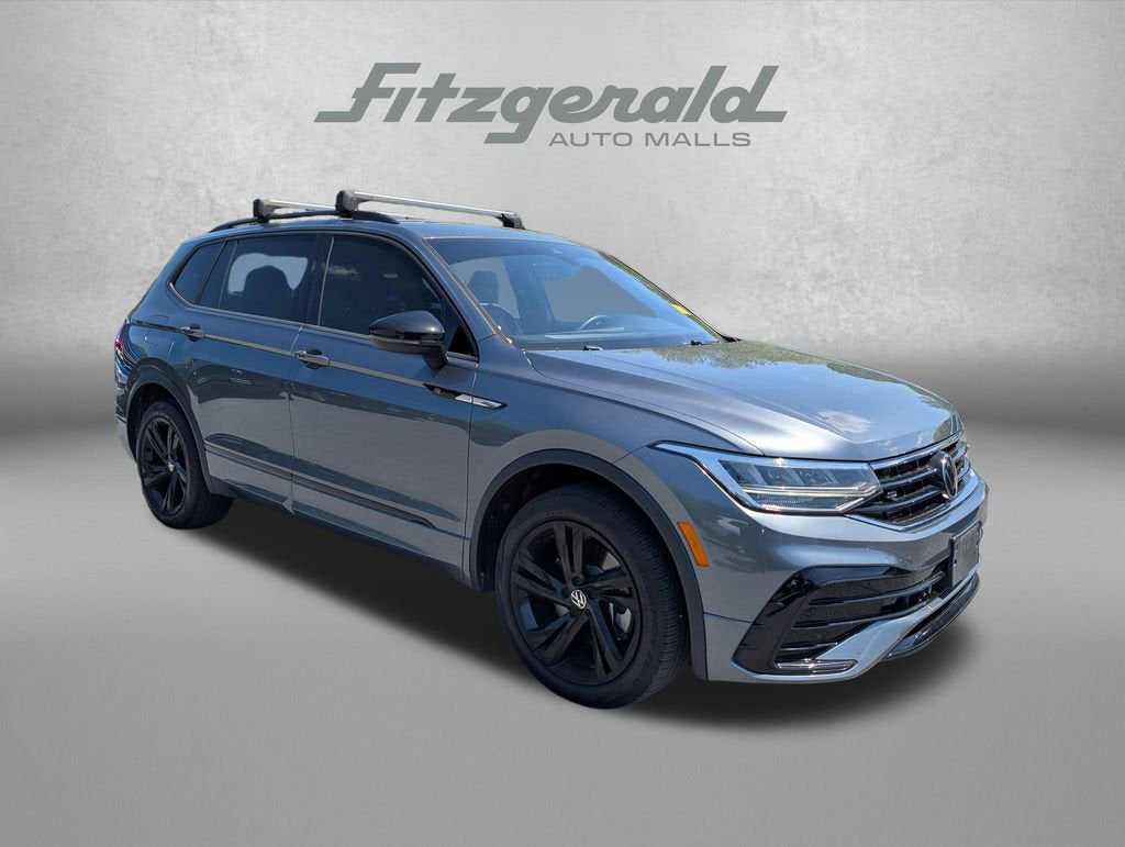 2023 Volkswagen Tiguan SE R-Line Black
