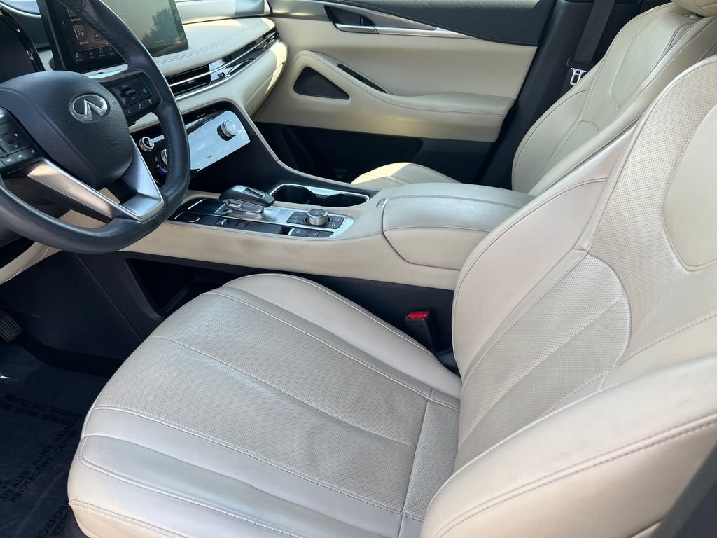 2022 INFINITI QX60 LUXE