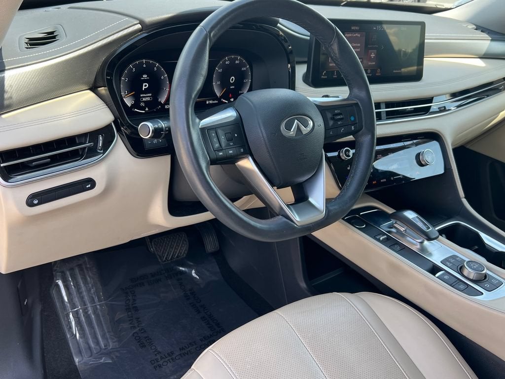 2022 INFINITI QX60 LUXE
