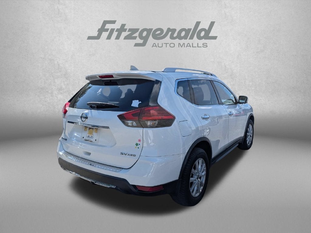 2017 Nissan Rogue SV