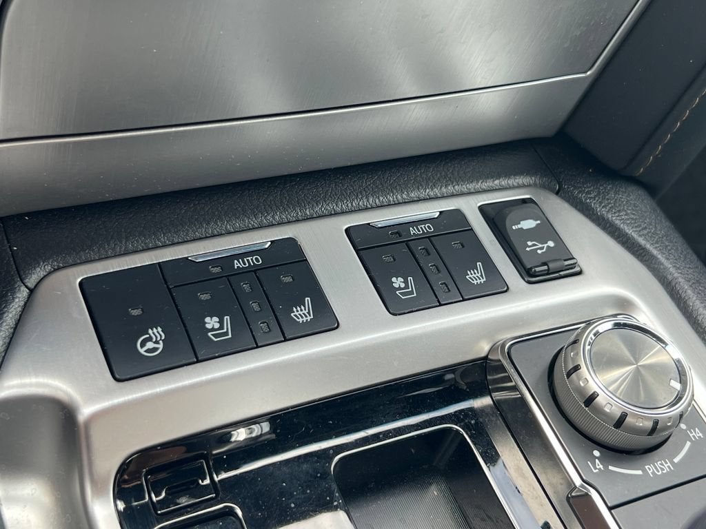 2021 Toyota Land Cruiser HERITAGE EDITIO