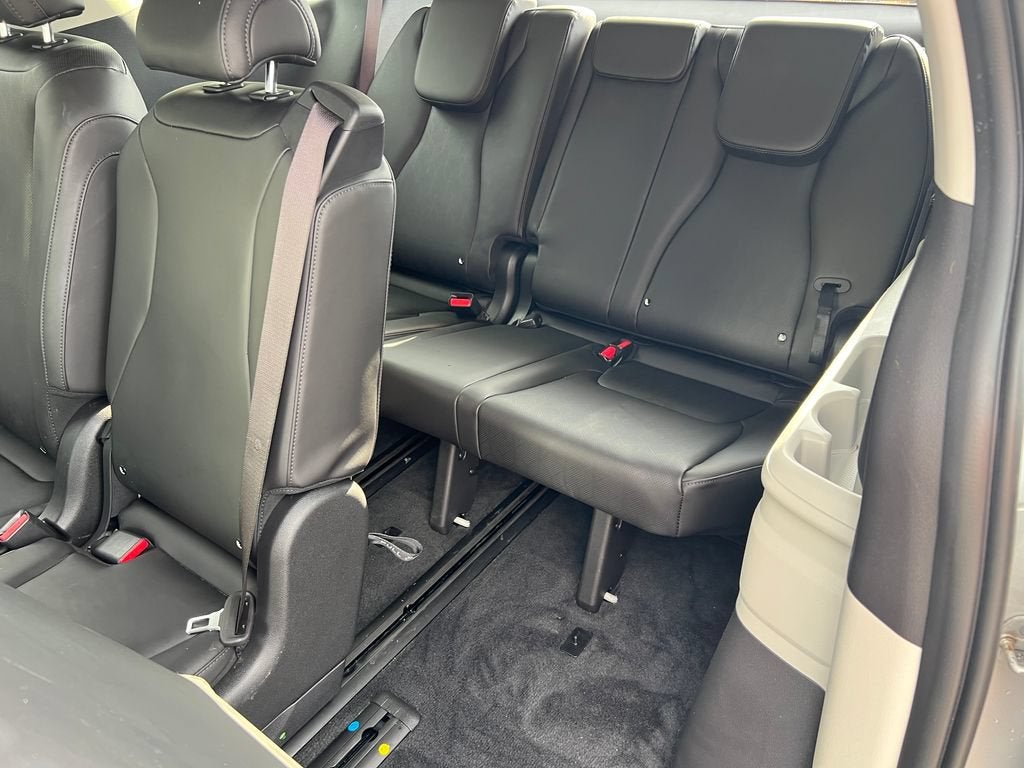 2023 Kia Carnival LX