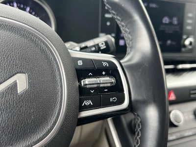 2023 Kia Carnival LX