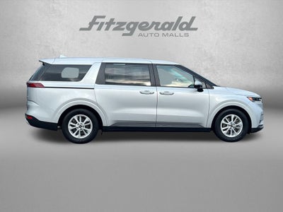 2023 Kia Carnival LX