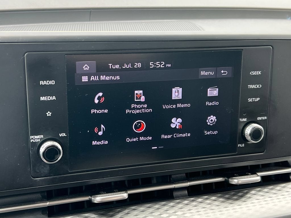 2023 Kia Carnival LX