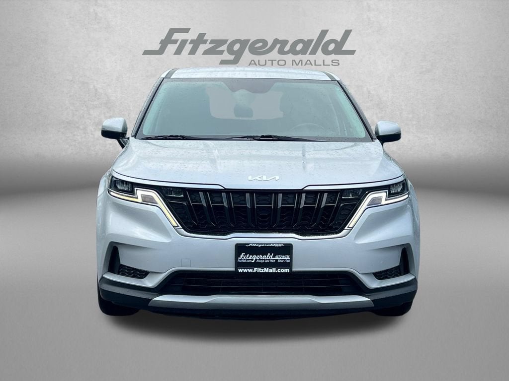 2023 Kia Carnival LX