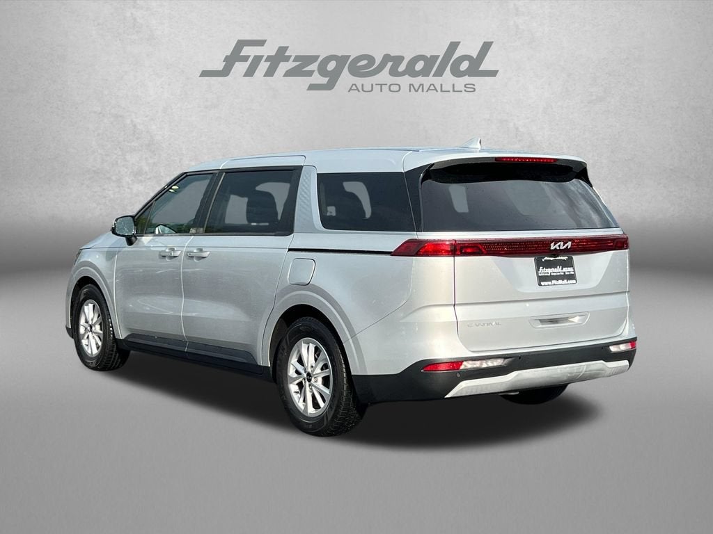 2023 Kia Carnival LX