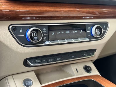 2022 Audi Q5 S line Premium Plus