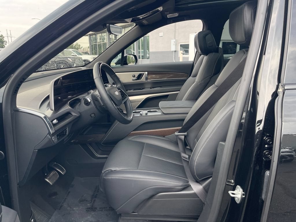2026 Cadillac VISTIQ Luxury