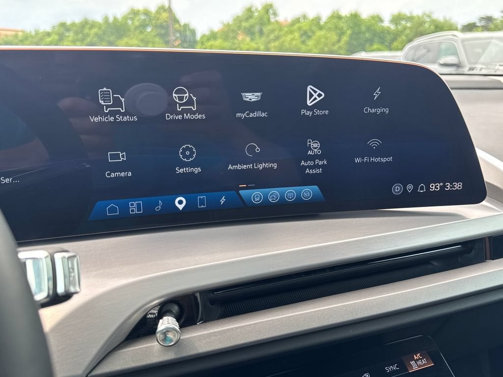 2026 Cadillac VISTIQ Luxury