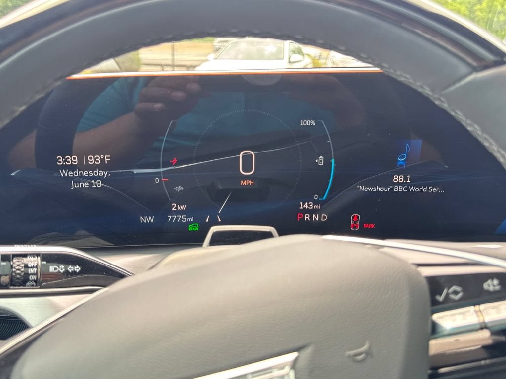 2026 Cadillac VISTIQ Luxury