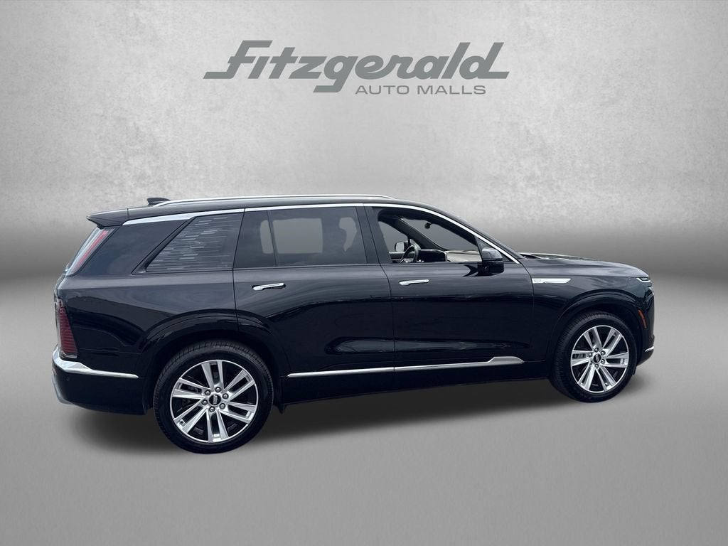 2026 Cadillac VISTIQ Luxury