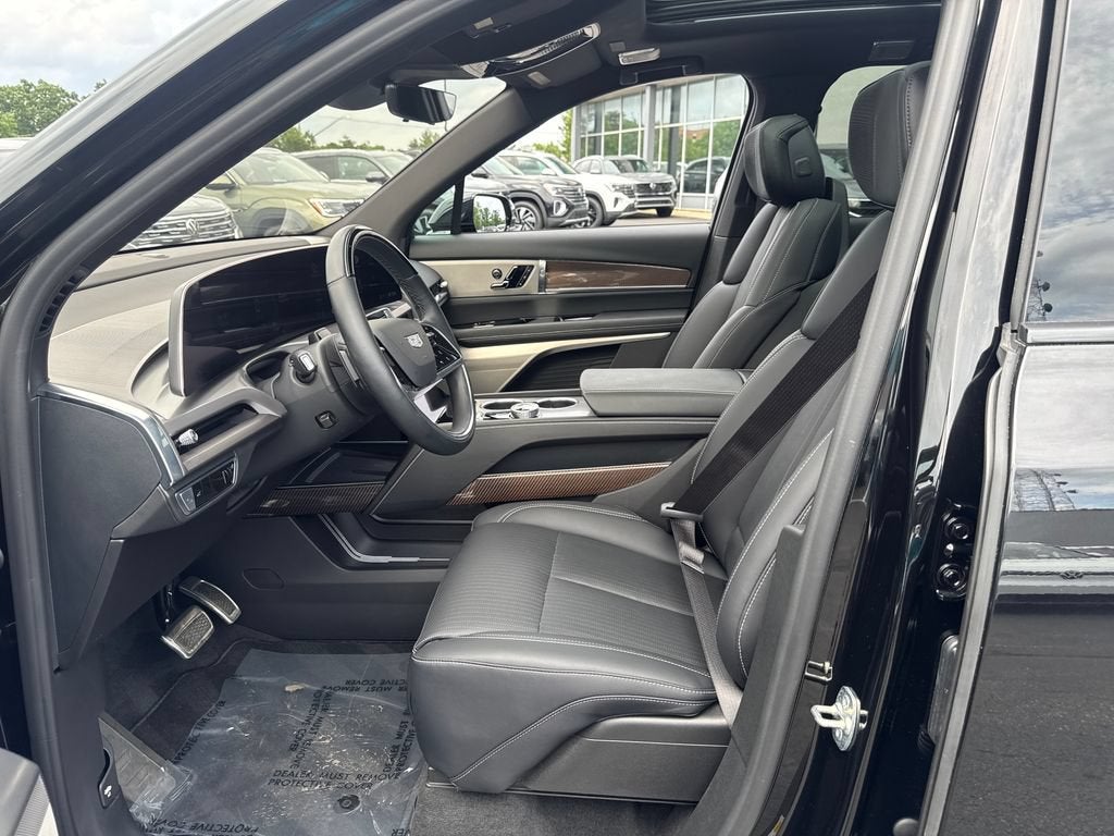 2026 Cadillac VISTIQ Luxury