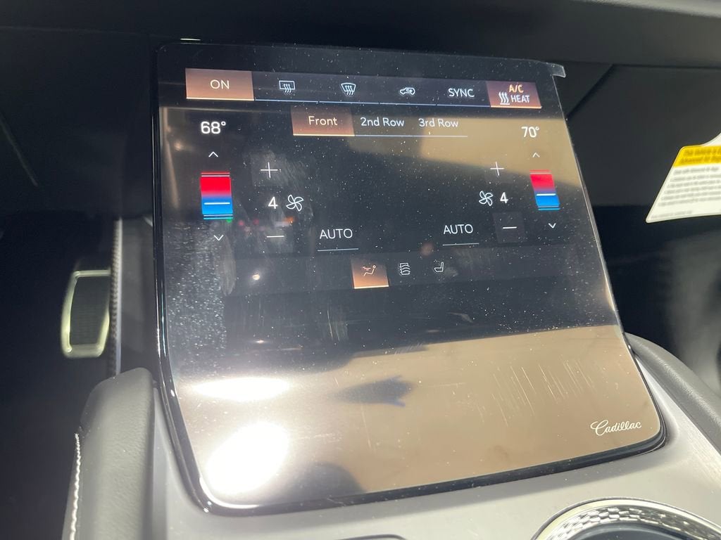 2026 Cadillac VISTIQ Sport