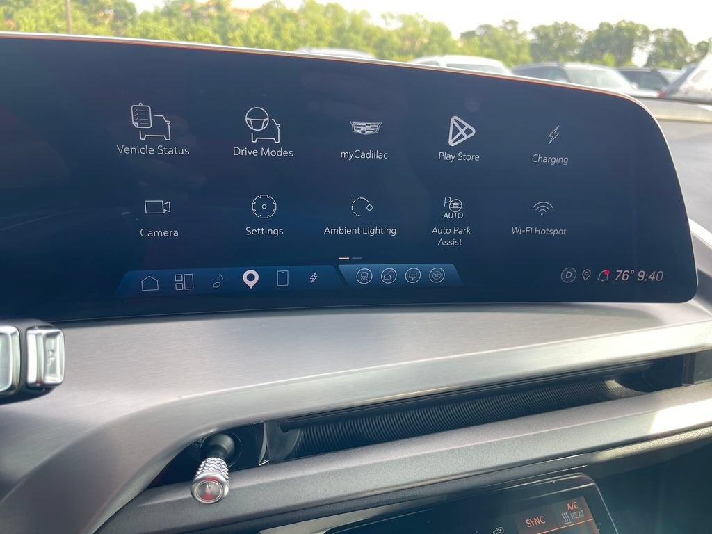 2026 Cadillac VISTIQ Sport