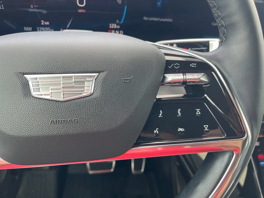2026 Cadillac VISTIQ Sport