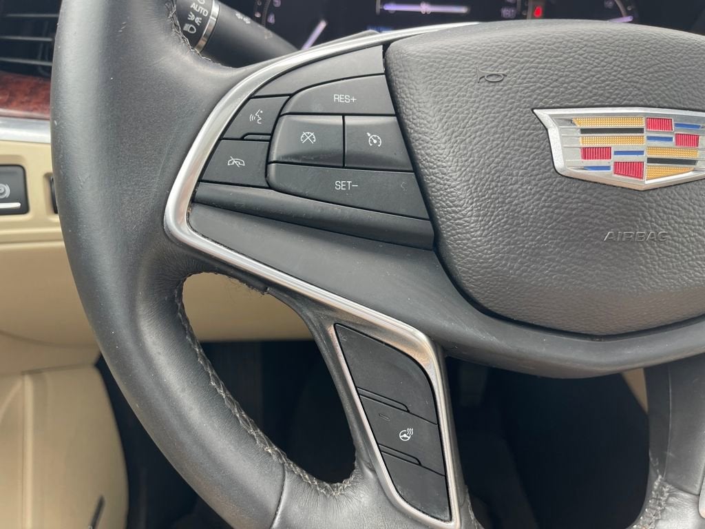 2017 Cadillac XT5 Luxury FWD