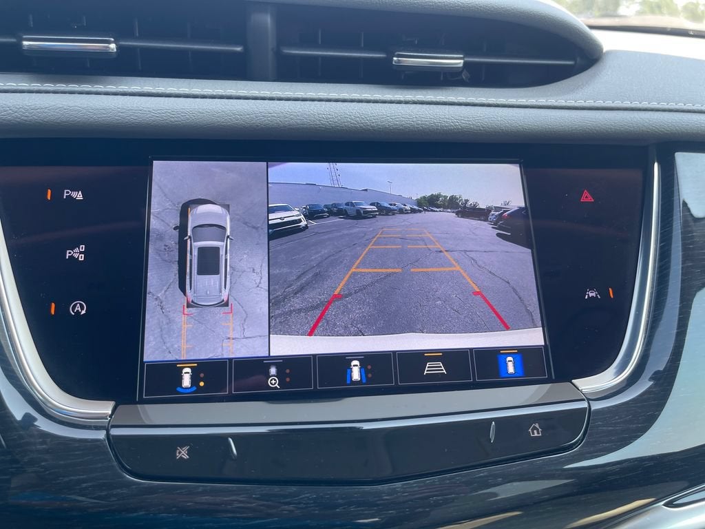 2025 Cadillac XT6 Premium Luxury