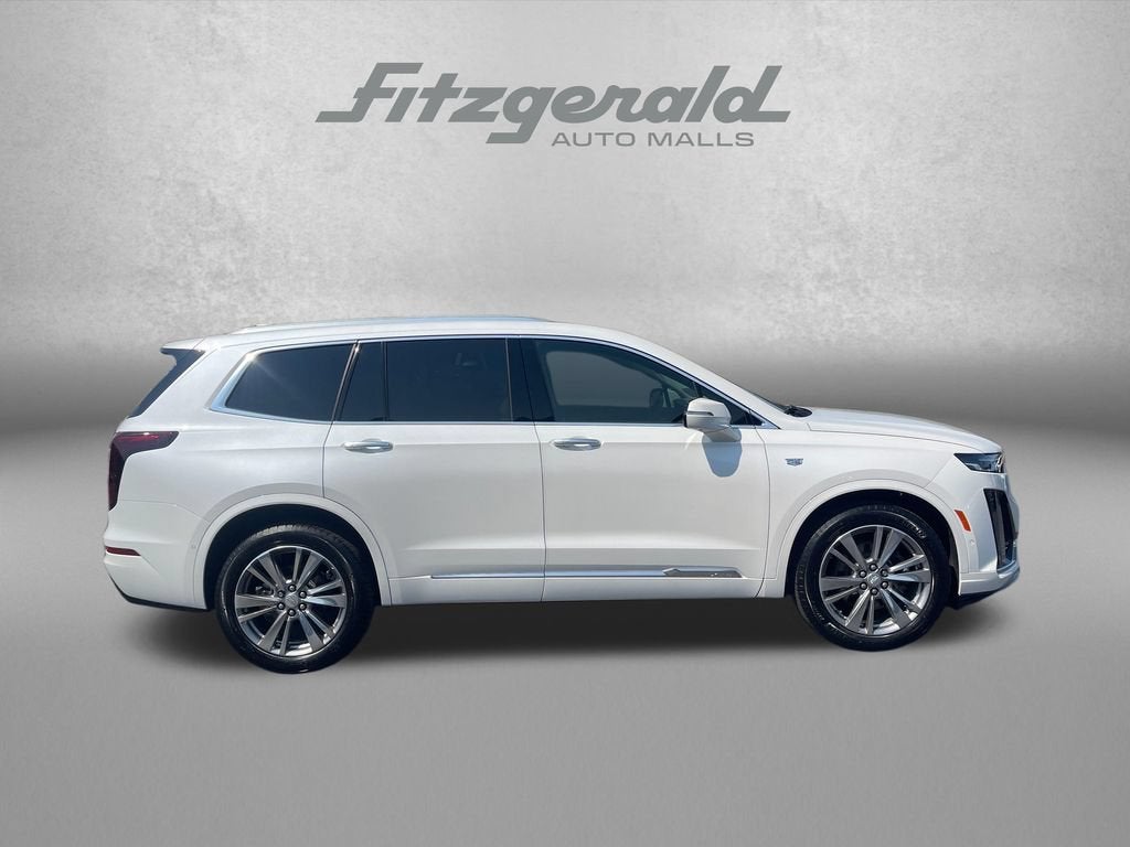 2025 Cadillac XT6 Premium Luxury