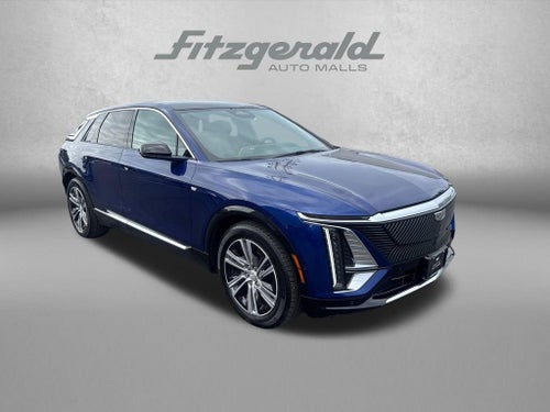 2024 Cadillac LYRIQ Luxury 2