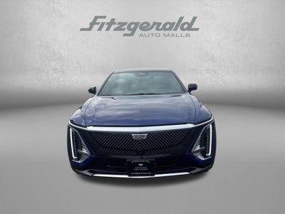2024 Cadillac LYRIQ Luxury 2