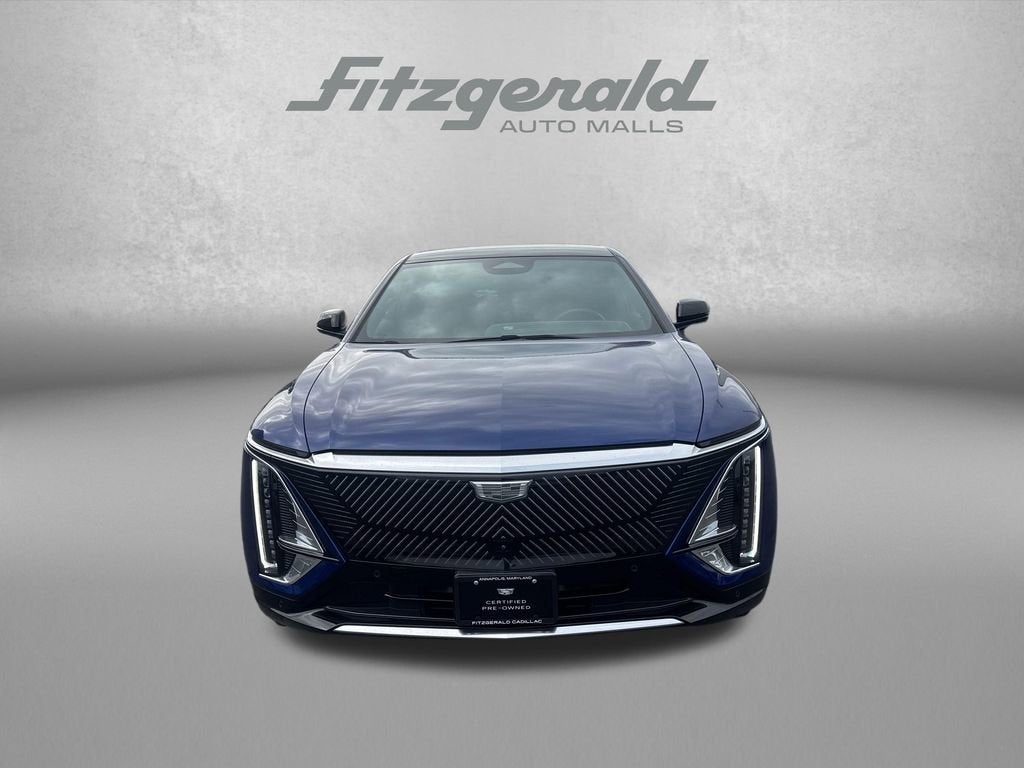 2024 Cadillac LYRIQ Luxury 2