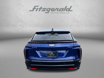 2024 Cadillac LYRIQ Luxury 2