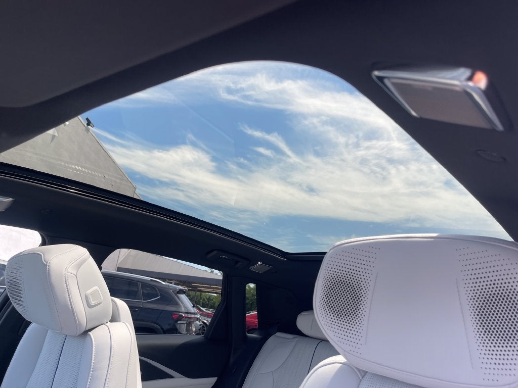2026 Cadillac LYRIQ Premium Luxury