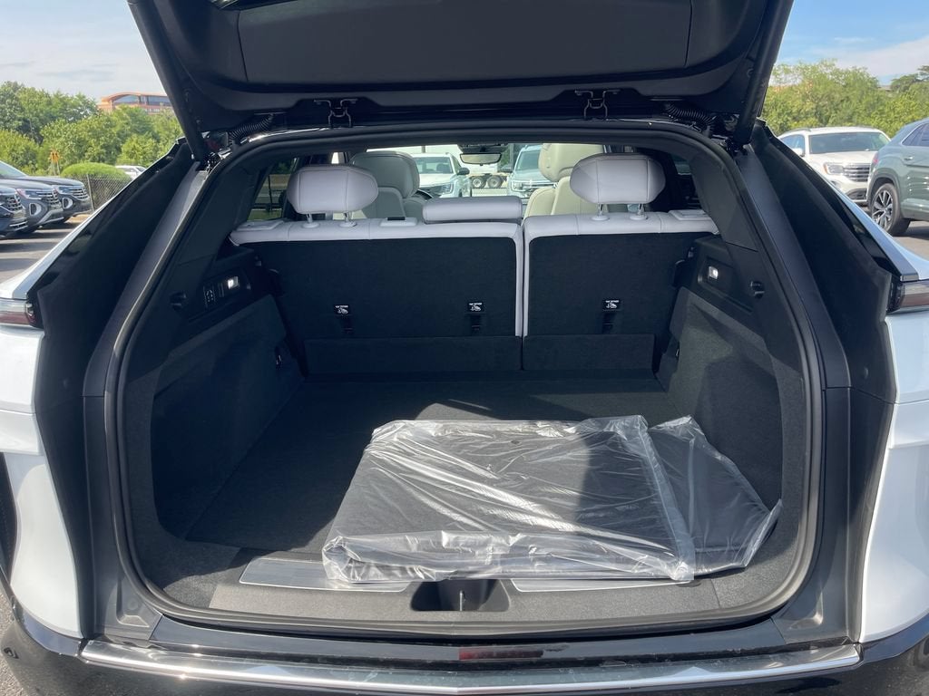 2027 Cadillac LYRIQ Premium Luxury