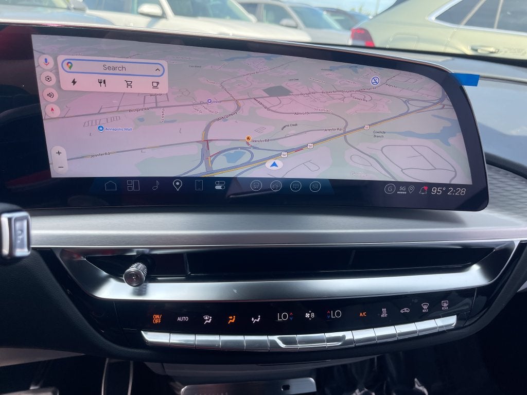 2027 Cadillac LYRIQ Premium Luxury